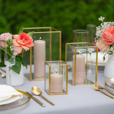 Yummi Candles - 12 Slim Pillar Candles and Gold Luxus Lanterns - Lifestyle - 2